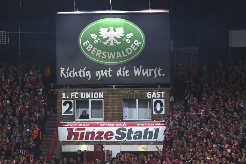 Union'un stadını Bundesliga'da eşsiz kılan özelliklerden biri.jpg