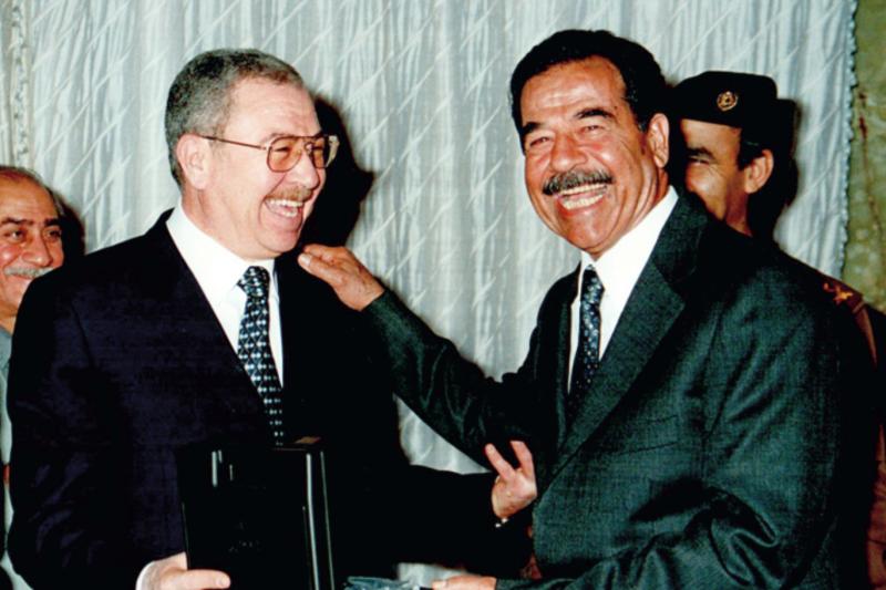 Saddam ve Ürdün eski  Başbakanı  A. Abu Rağıb. Kaynak-Şark'ul Avsat.jpg