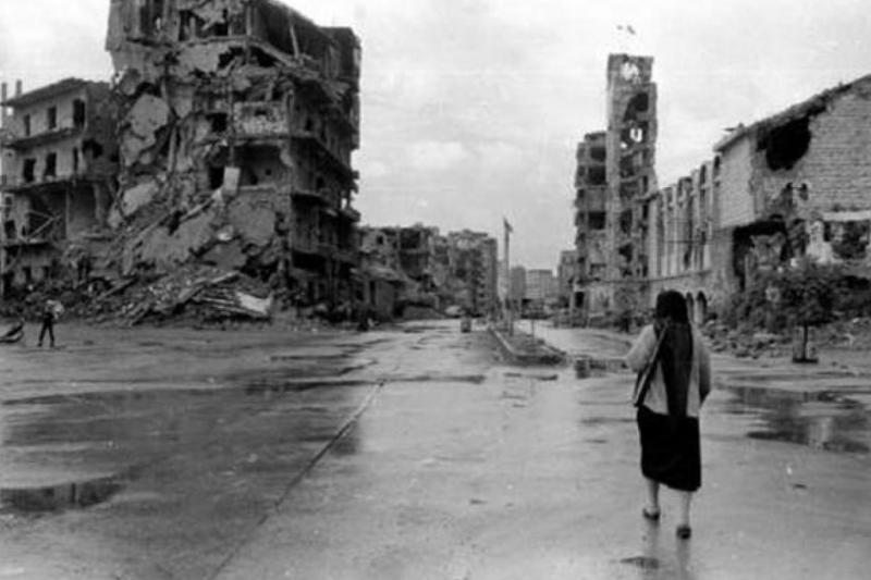 Lübnan'daki iç savaşta bir anne. Görsel- sosyal medya.jpg