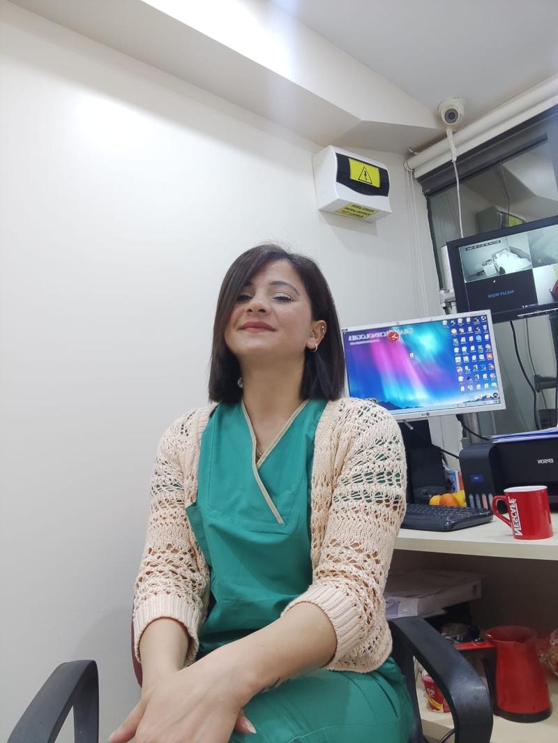 Sedef Uysal Hatay depremzede .jpg