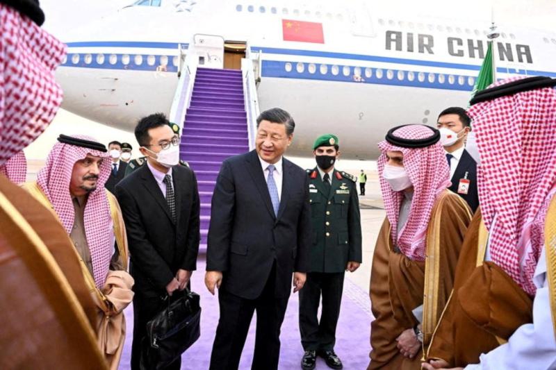 Çin Başkanı Şi Cinping, Arap dünyasıyla stratejik ortaklık temennisi mesajını gönderdi.jpg