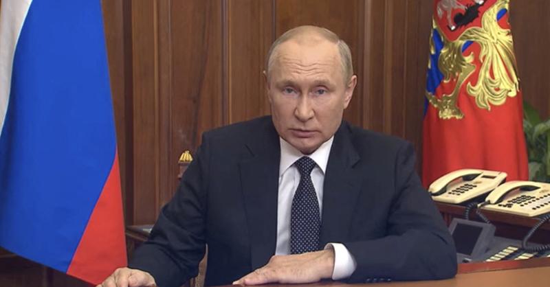 Rusya Başkanı V. Putin, Cidde Zirvesi'ne çok kutuplu yeni bir dünya düzeni mesajı iletti Reuters.jpg