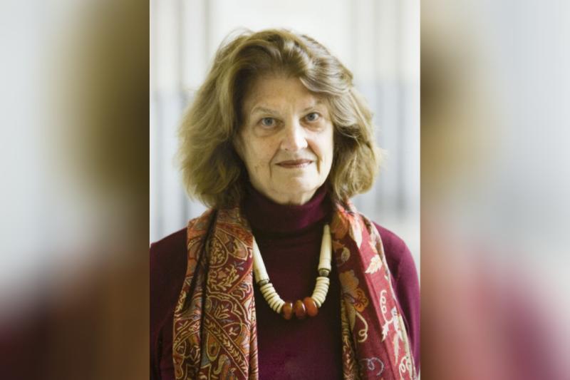 Akademisyen Badran Margot,  Müslüman feministlerin taleplerini erkeklerinkinden daha radikal buluyor.jpg