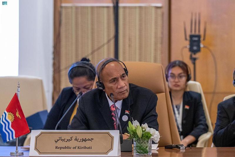 Arap Birliği'ne üye ülkeler ile Pasifik'teki ada devletleri arasındaki ikinci ortak bakanlar toplantısında Kiribati Cumhuriyeti temsilcisi.jpg