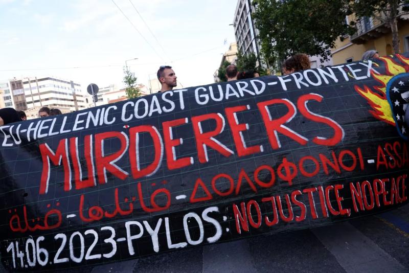 yunanistan protesto.jpg