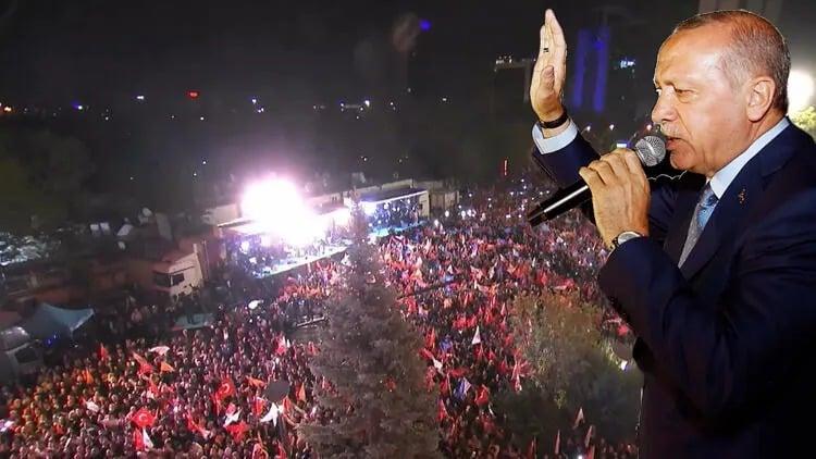 Erdogan-balkon-2.jpg