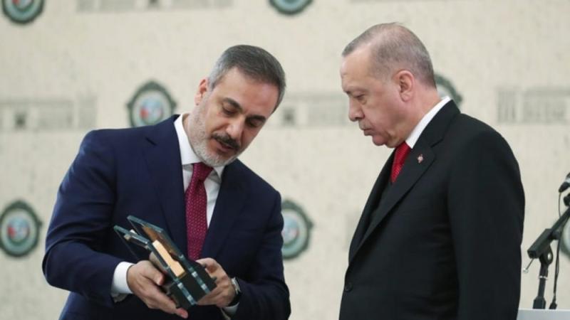 Erdoğan'ın sır kutusu Hakan Fidan.jpg