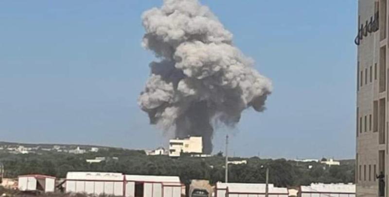 Rus uçakları İdlib sebze halini bombaladı.Kaynak-fox press.org_.jpg