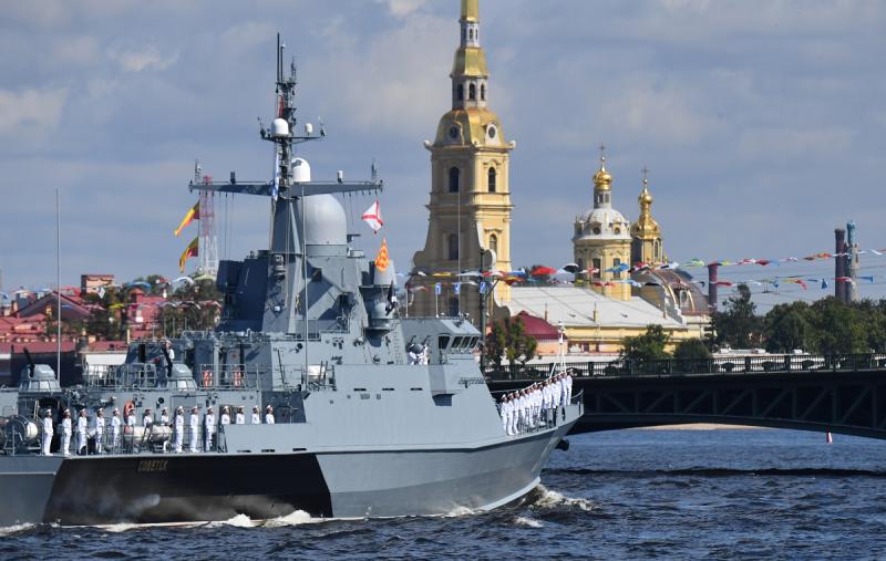 Putin, Rus Donanması'nın 30 yeni gemiyi kabul ettiğini duyurdu AFP.jpg