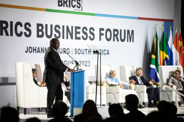 BRICS, eğitim, araştırma ve geliştirmede yenilik ve yatırımın eksenlerini değiştirmeye çalışıyor.jpg