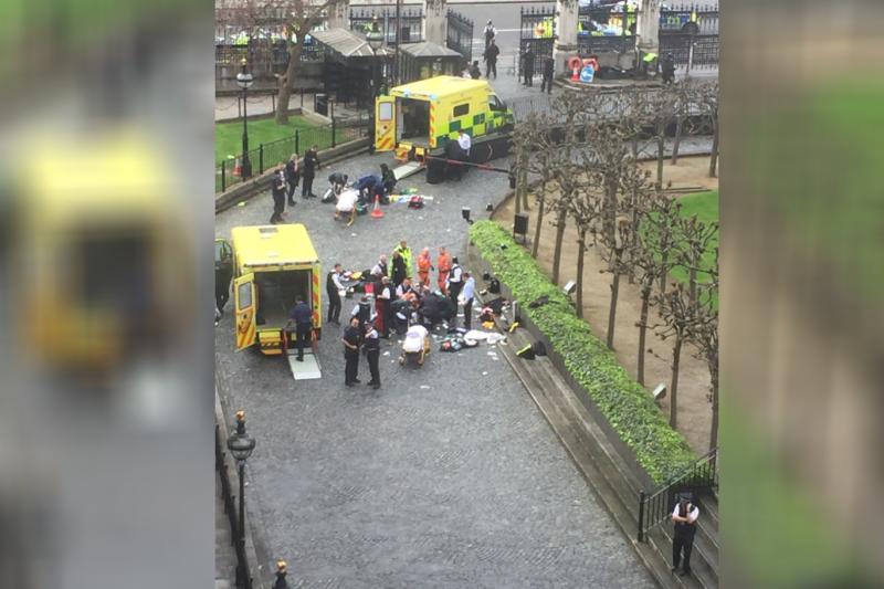 Londra'da terör saldırısı sonrası.jpg