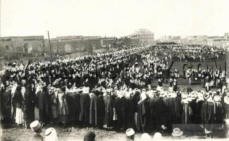 1925 tarihli isyan sırasında Dürzi direnişçiler El Mecelle.jpg