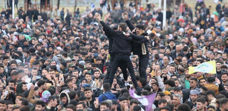 Van'da Newroz kutlaması.jpg