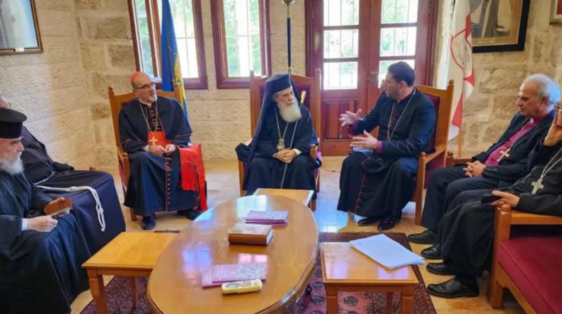 Kudüs merkezli Patrikler ve Kilise önderleri, Gazze'deki kilise bombalanmasını kınadılar.jpg Kudüs merkezli Patrikler ve Kilise önderleri, Gazze'deki kilise bombalanmasını kınadılar.jpg