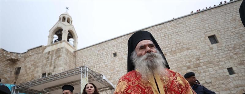Kudüs Rum Ortodoks Kilisesi Sözcüsü İsa Muslih, dünya kamuoyunu hareket geçkeye çağırdı. .jpg