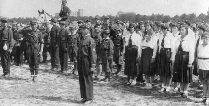 Siyonist Gençlik Hareketi Betar, 1938 Varşova.jpg