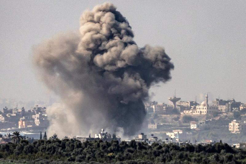 Gazze Şeridi'ndeki savaş henüz insani ateşkes veya ateşkes sağlanmadan birinci ayına yaklaşıyor.jpg