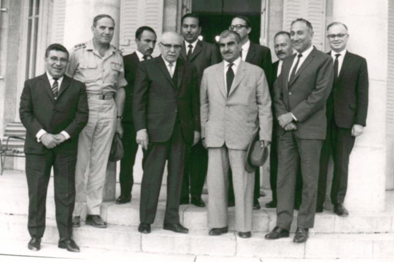 Mossad şefi Meir Amit, Molla M. Barzani, İsrail Cumhurbaşkanı Zalman Şazar ve Yaveri Arie Raz.jpg