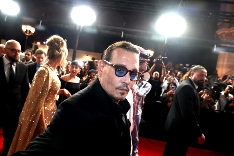 Amerikalı aktör Johnny Depp, Cidde'deki Kızıldeniz Uluslararası Film Festivali'nin açılışında.jpg