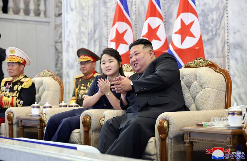 Kim Jong-un ve kızı