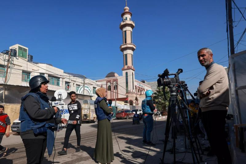 Gazze'den haber veren muhabirler. Fotoğraf Muhammed Abed-AFP.jpg