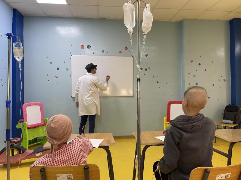 Cezayir, ülkedeki kanser hastalarının tedavi maliyetlerini azaltmak için teknolojiyi kullanmaya çalışıyor.jpg
