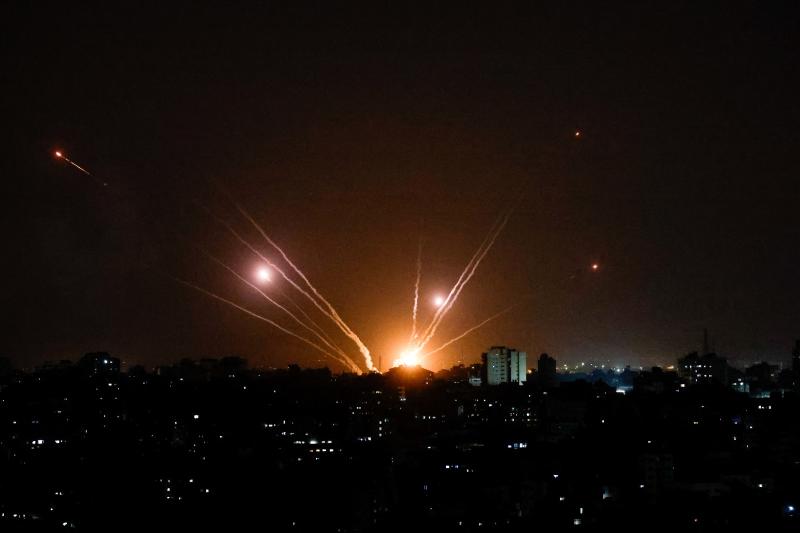 9 Ekim'de Gazze'den İsrail'e atılan roketlerin görüntüsü (Reuters)