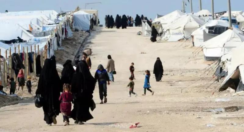 Hol Kampı- IŞİD'li kadınlara ayrılan bölüm Kaynak-jindergi.jpg