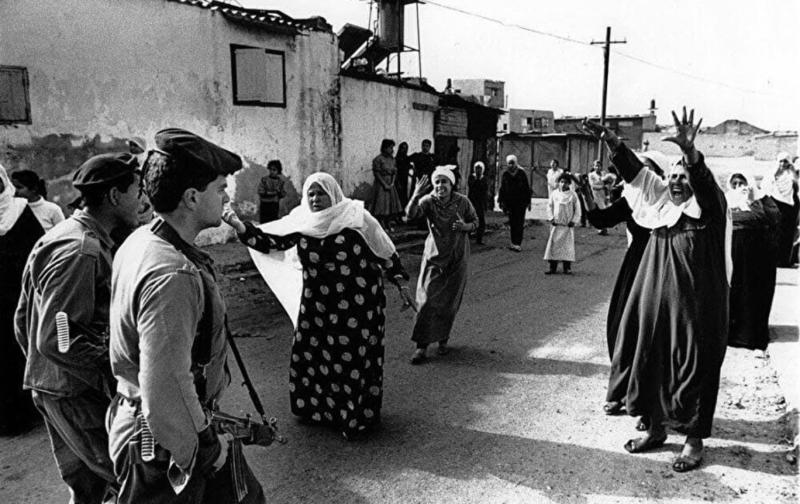 Gazze'de Cibaliye Mülteci Kampında sivil isyanın ilk taşı atılmıştı. _.jpg