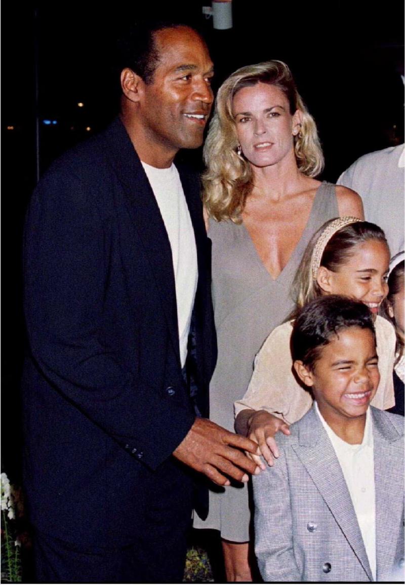 O.J. Simpson and ex-wife Nicole Simpson with their daughter Sydney Brooke, 9, and son Justin, 6 (Reuters)