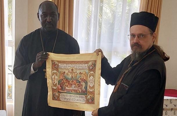 Afrika'daki Rus Ortodoks Kilisesi Patrik Eksarhlığı'nın din adamlarına 15 rahip katıldı.jpg