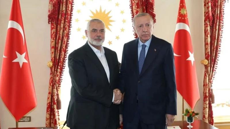 Hamas temsilcisi İsmail Heniyye, Cumhurbaşkanı Recep Tayyip Erdoğan ile görüştü.jpg
