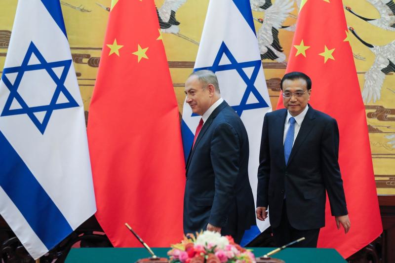 Çin Başbakanı Li Keqiang ve İsrail Başbakanı Binamin Netanyahu, Pekin'deki Büyük Halk Salonu'nda düzenlenen imza törenine katıldılar, 20 Mart 2017 / Fotoğraf: AFP