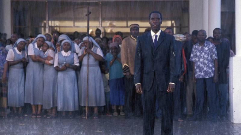 Hotel Ruanda, Ruanda Soykırımı'nı konu alan, Dram türü bir filmdir. 2004 tarihli filmin yönetmeni Terry George'dur. Kanadalı, İngiliz, İtalyan ve Güney Afrikalı firmaların ortak yapım