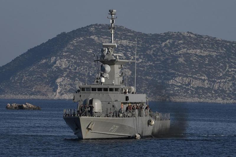 Yunanistan açıklarında devriye gezen bir Yunan savaş gemisi (AFP)Yunanistan açıklarında devriye gezen bir Yunan savaş gemisi / Fotoğraf: AFP