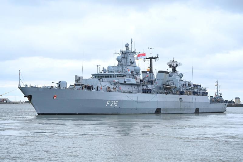 lman Brandenburg firkateyni, Baden-Württemberg firkateyninin yerine Lübnan açıklarındaki UNIFIL görevine katılmak üzere yola çıktı / Fotoğraf: DPA