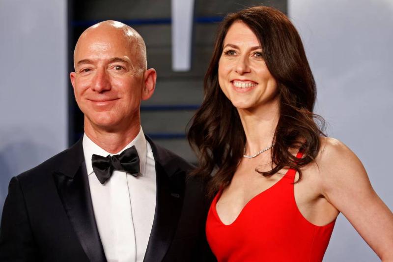 Jeff Bezos ile MacKenzie Scott