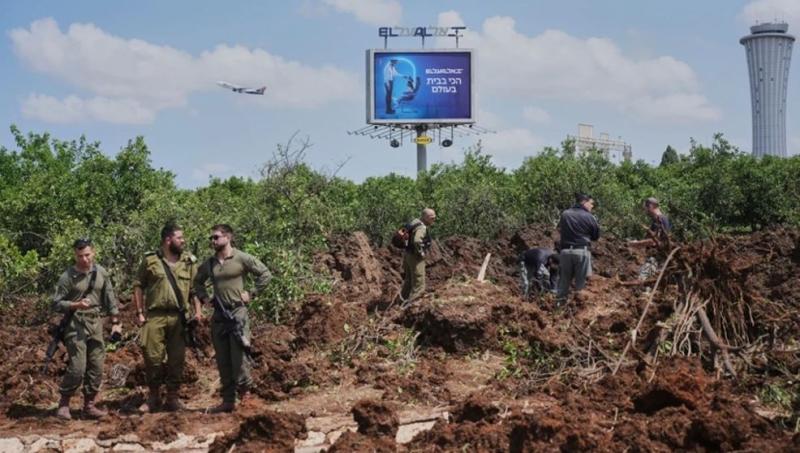 Ben Gurion, Husilerin attığı roketin açtığı çukur