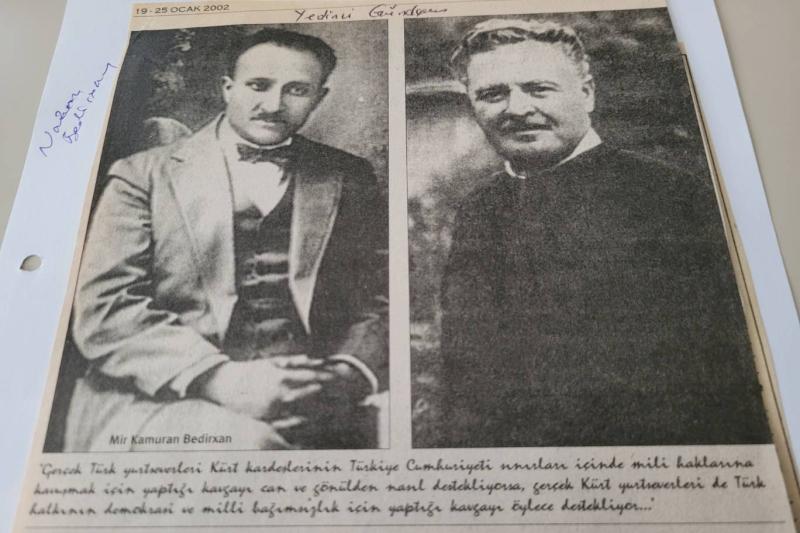 Nâzım Hikmet'in Kamran Bedirxan'a el yazısıyla yazdığı mektuptan bir cümle Nâzım Hikmet'in Kamran Bedirxan'a el yazısıyla yazdığı mektuptan bir cümle