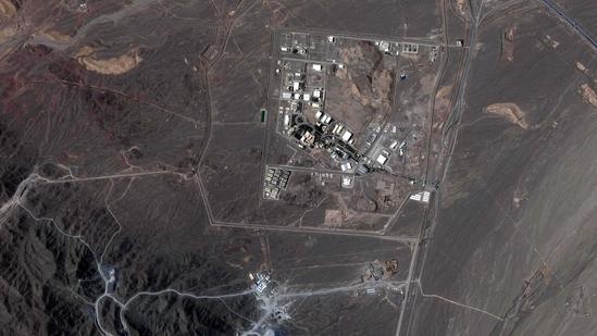 İsrail'in İran'a yönelik saldırılarının ardından BM Atom Enerjisi Kurumu, Natanz uranyum zenginleştirme tesisinde radyasyon seviyelerinde artış olduğuna dair bir belirti olmadığını söyledi