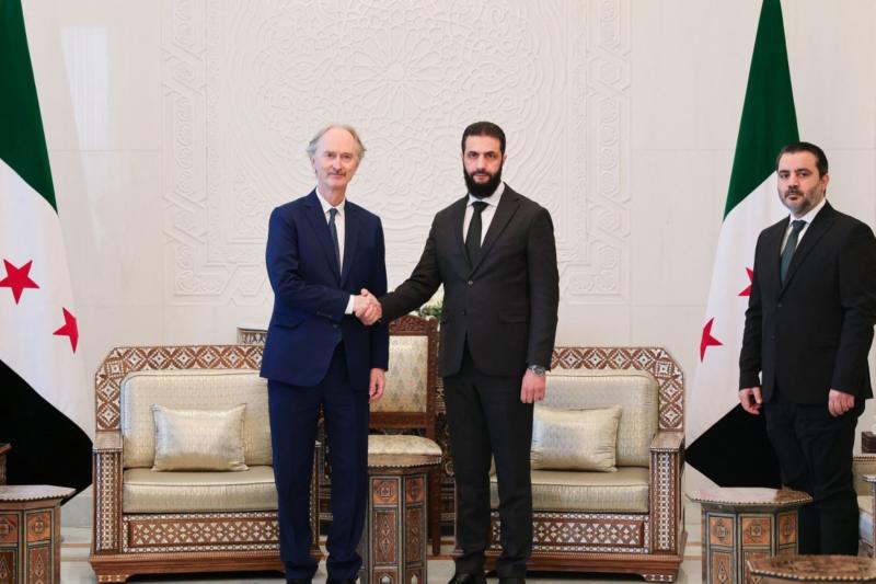 BM Özel Temsilcisi Geir Pedersen ve Suriye Devlet Başkanı Ahmed eş-Şara, 20 Ocak 2025, Şam / Fotoğraf: AFP