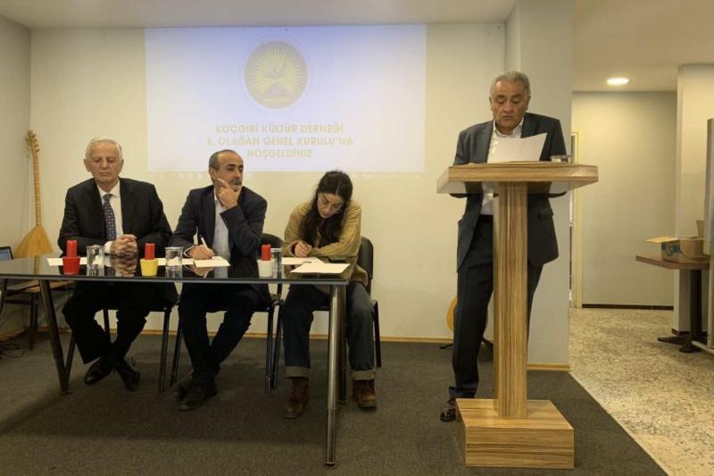 Dernek Yönetim Kurulu Başkanı Rıza Karaman, 2024 Genel Kurulda  konuşuyor
