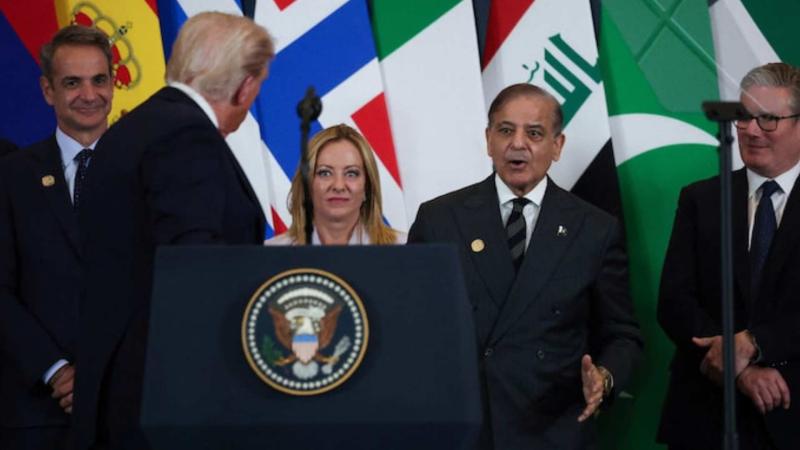 Pakistan Başbakanı Şahbaz Şerif'in Trump'a övgüleri, İtalya Başbakanı Giorgia Meloni'yi gözle görülür biçimde şaşırttı / Fotoğraf: Reuters