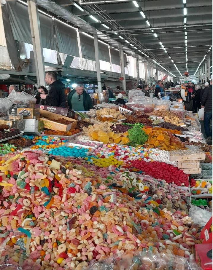 Rengârenk Eski Pazar. Başkent Üsküp