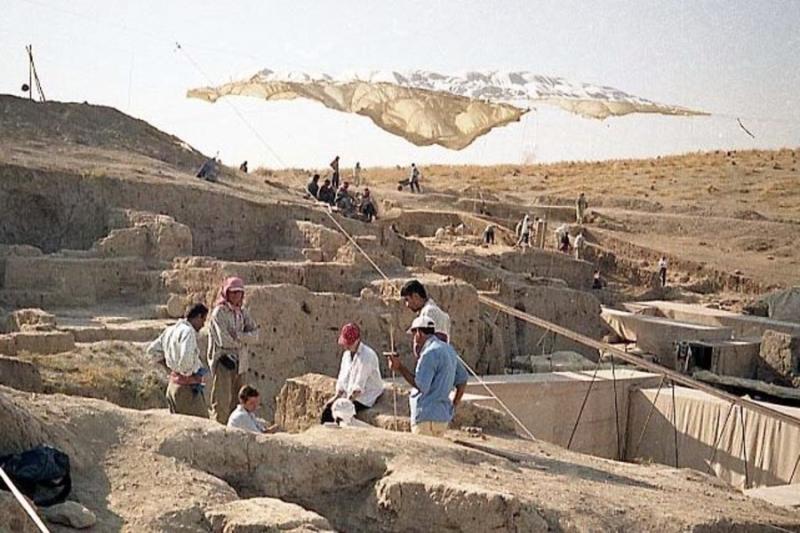 Tarihi Tell Mozan kalıntıları