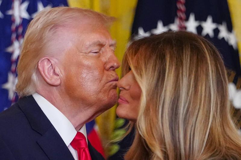 Donald ve Melania Trump 