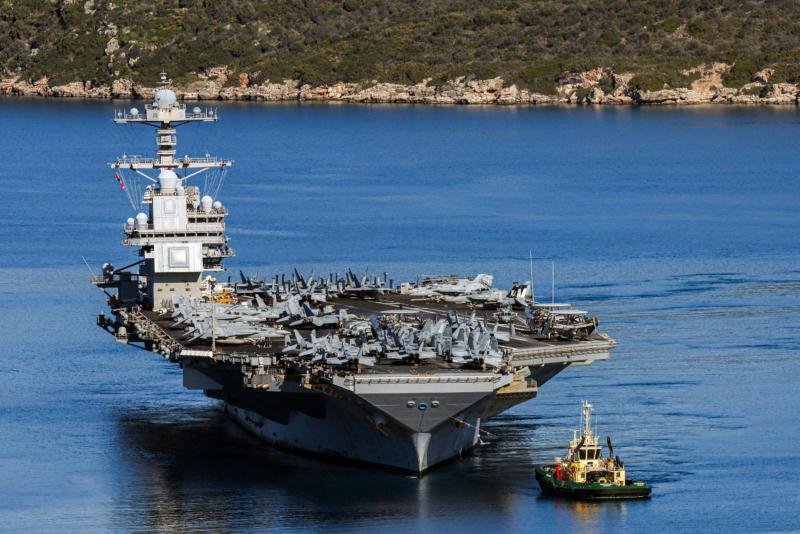 ABD uçak gemisi USS Gerald Ford, Yunanistan'ın Girit Adası'ndaki Suda Körfezi Limanı’ndan ayrılırken, 26 Şubat 2026 / Fotoğraf: AFP