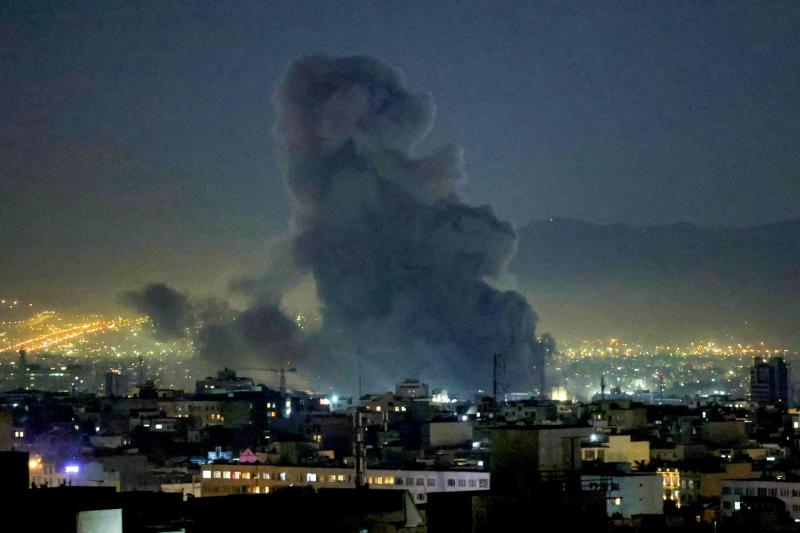 İsrail ve ABD, İran'daki hedefleri bombalamaya devam ediyor / Fotoğraf: AFP