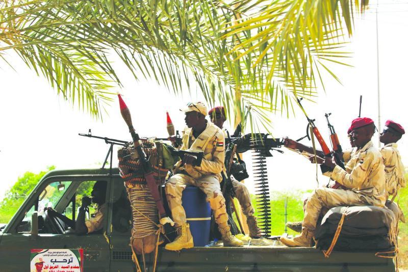 Sudan'daki çatışma bölgelerinden birindeki HDK devriyesi / Fotoğraf: Reuters (Arşiv)