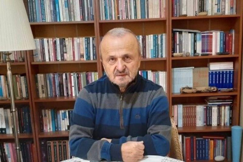 Şiddetle Mücadele Vakfı Başkanı Adem Solak